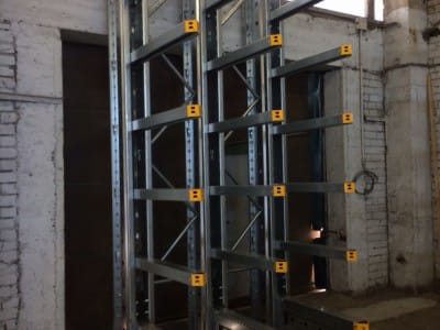 Konsolhyllsystem för lager - VVN.LV 12