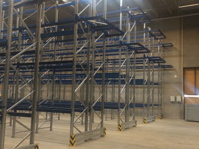 Installation / montering av lagerhyllsystem - DANMARK, "CREATIV COMPANY" 3