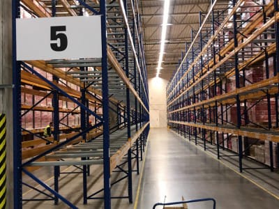 pallställ DHL Riga 2