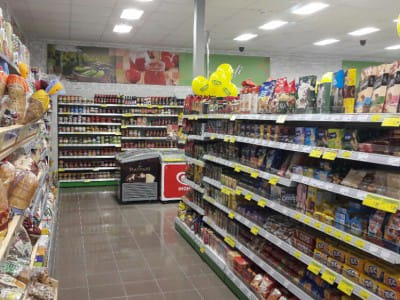 Leverans och montering av butikshyllor Elvi, Mežotne 2